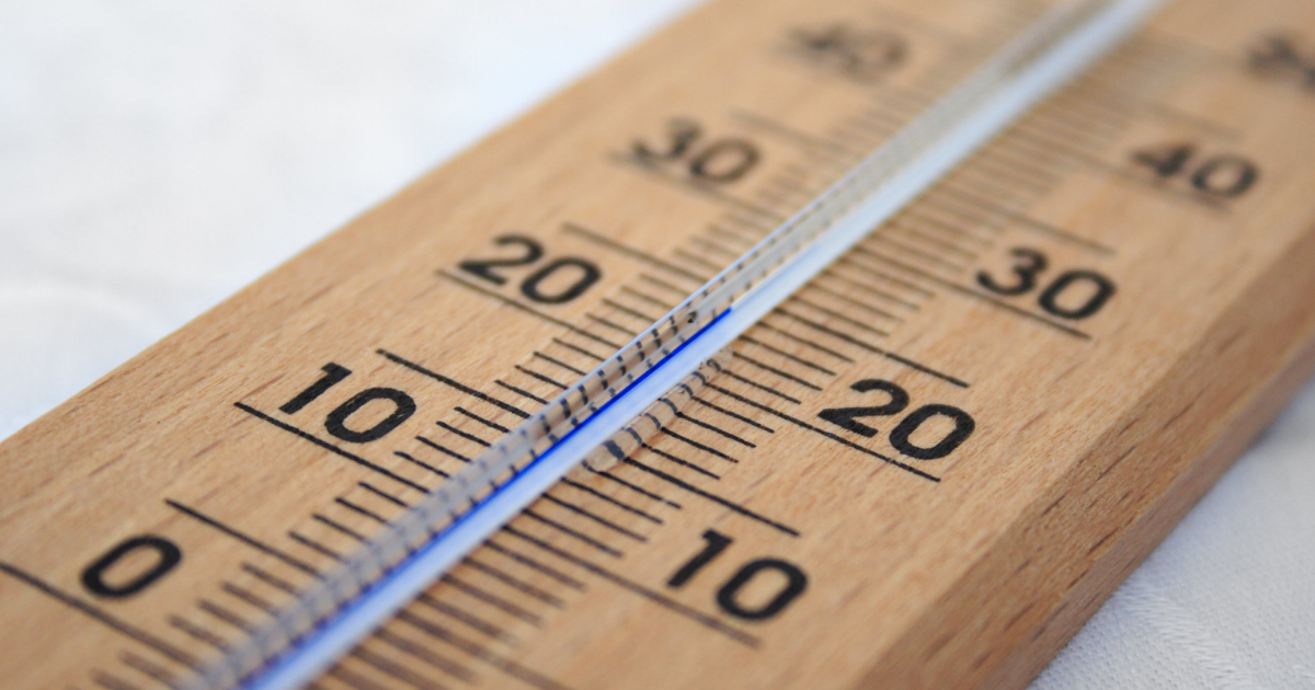 Wpływ wilgotności i temperatury na przechowywaną broń w sejfie